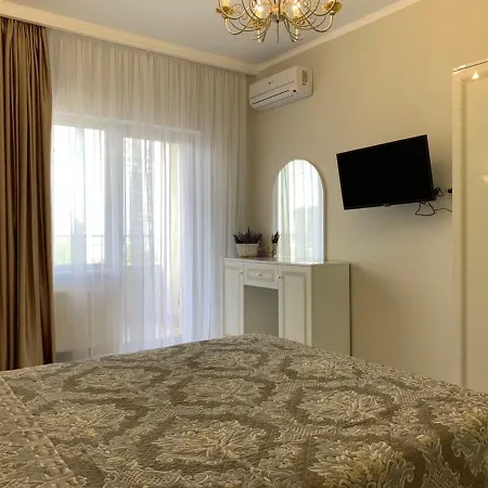 Apartment White Lily *