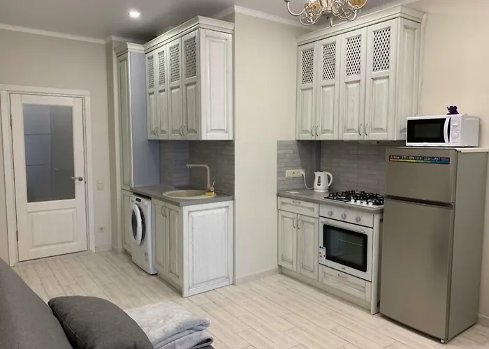 White Lily Apartman Odessza